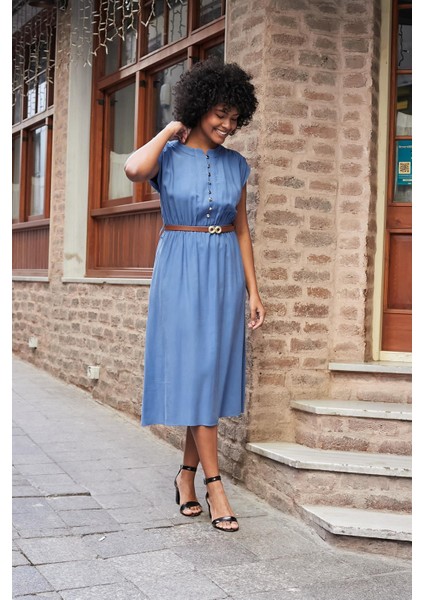 Kadın Yumuşak Dokulu Ipeksi Modal Kumaş Hakim Yaka Beli Lastikli Önü Düğmeli Diz Altı Elbise-Indigo fırsatları