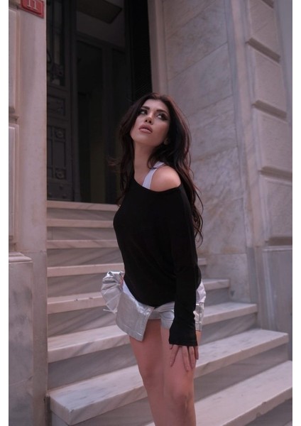 Kadın Uzun Kollu Tek Omuzu Açık Salaş Çilek Iç Atlet Viskon Bluz fiyatları