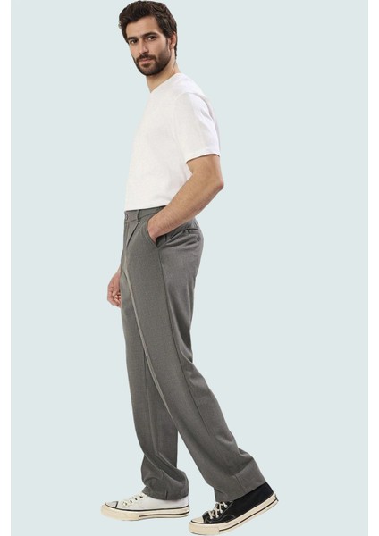 Erkek Modern Pantolon Geniş Paça Rahat Kalıp Sürdürülebilir Üretim Yaz Aylarının Vazgeçilmezi