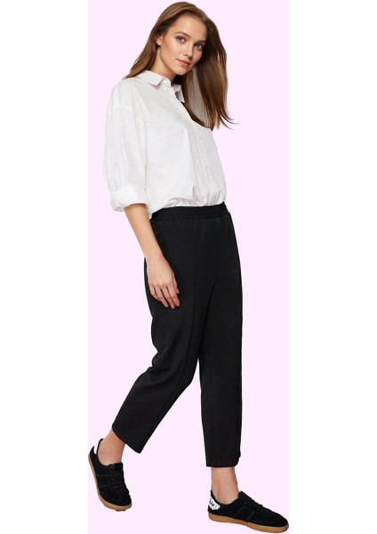 Kadın Polyester Karışımlı Dokuma Pantolon Normal Bel Boru Paça Günlük Stil Kaliteli Malzeme fiyatları