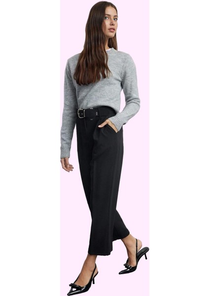 Kadın Dokuma Pantolon Kemer Detaylı Regular Boy Yüksek Bel Havuç Kalıp Yaz Aylarının Vazgeçilmezi