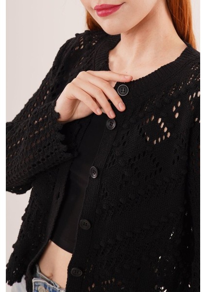 Ajurlu Düğmeli Siyah Hırka modelleri