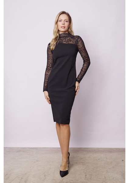 Kadın Likralı Krep Kumaş Tül Detaylı Yarım Balıkçı Uzun Kol Şık Abiye Elbise-Siyah