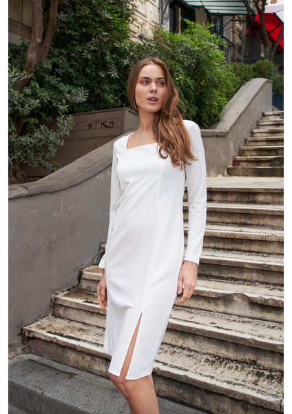 Kadın Likralı Krep Kumaş Kare Yaka Önden Yırtmaçlı Uzun Kol Diz Altı Ofis Elbise-Krem fırsatları