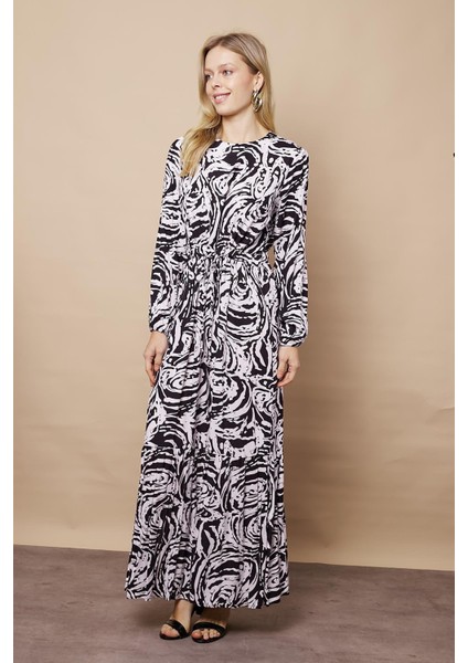 Kadın Desenli Vual Sıfır Yaka Beli Bağcıklı Eteği Fırfırlı Uzun Kol Uzun Elbise -Siyah Krem modelleri