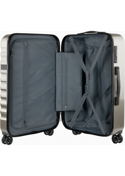 Bugattı Corium 3'lü Sert Kabuklu Valiz Seti 4 Tekerlekli Tsa Kilitli indirimleri