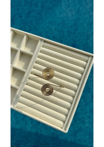 Daire Detay Pazu Bilekliği modelleri