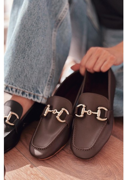 Lofin Mat Deri Toka Detaylı Kadın Loafer Acıkahve fiyatları