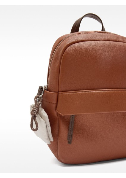 Sarkıt Aksesuarlı Sırt Çantası modelleri