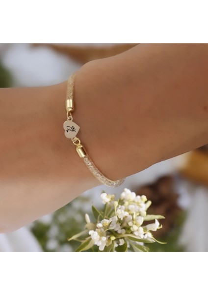 Altın Plakalı 14 Ayar B Harfine Özel Kalp Motifli Hasır Kordonlu Hediye BILEKLIK-474HARF fiyatları