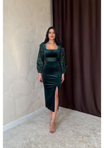 Zümrüt Pul Payetli Kadife Elbise