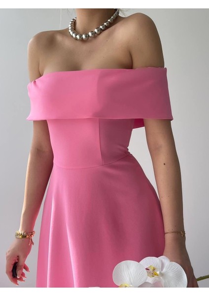 Tiyenna Midi Elbise fırsatları