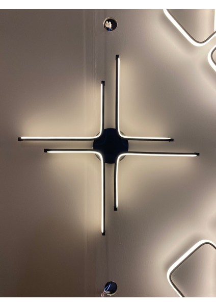 Yüksek Aydınlatmalı Kuzey Yıldızı Model Siyah Tavan Plafonyer LED Avize, 3 Renk Aydınlatma modelleri