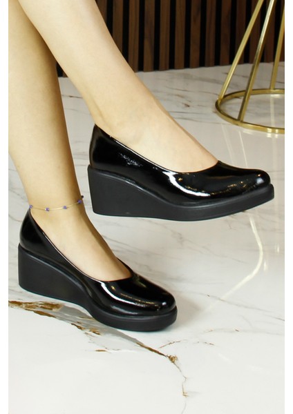 Mabel Siyah Rugan Hakiki Dana Derisi Dolgu Topuklu Günlük Ayakkabı