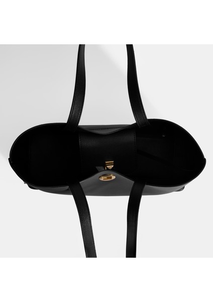 Kadın Siyah Cüzdan Aksesuarlı Omuz Çantası indirimleri