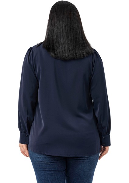 Büyük Beden Önü Fırfır Detaylı Gömlek Yaka Manşetli Lacivert Gömlek modelleri