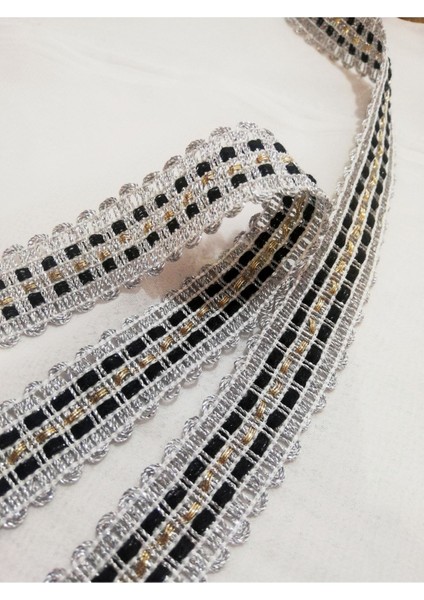 Gümüş Simli Şerit