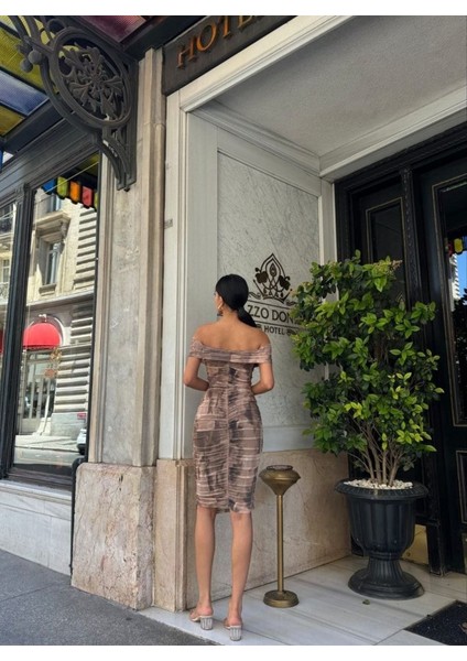 Kadın Madonna Yaka Dalga Desen Midi Boy Şifon Elbise fırsatları