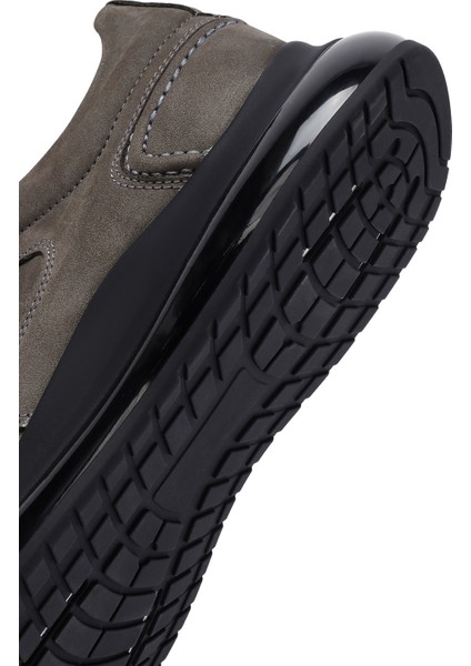 Erkek Gri Bağcıklı Kalın Tabanlı Nubuk Deri Sneaker 25WFD6114V3