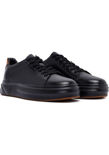 Erkek Siyah Bağcıklı Kalın Tabanlı Deri Sneaker 25WFD611618 modelleri