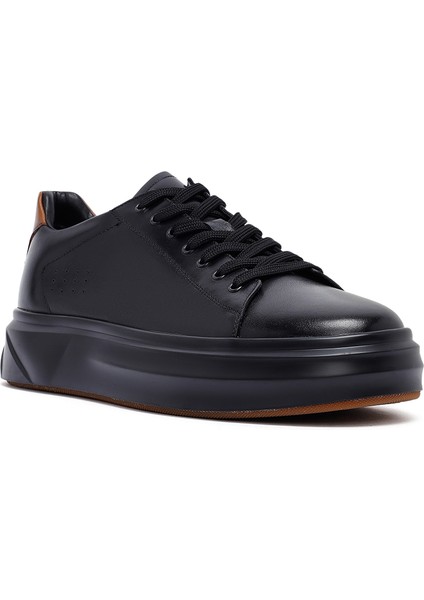 Erkek Siyah Bağcıklı Kalın Tabanlı Deri Sneaker 25WFD611618