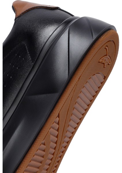 Erkek Siyah Bağcıklı Kalın Tabanlı Deri Sneaker 25WFD611618