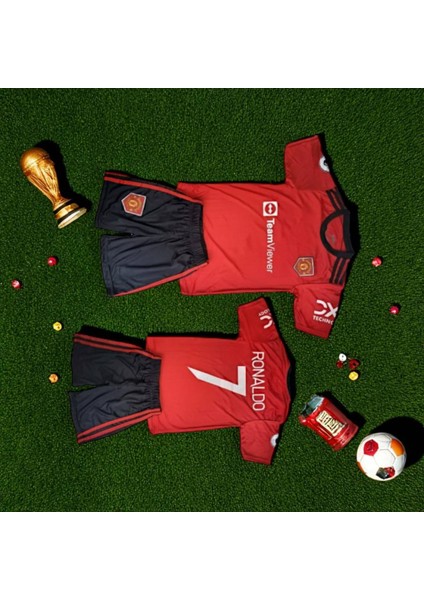 Cr7 Klasik Sezon Manchester Çocuk Ronaldo Halı Saha Kırmızı Beyaz Şortlu Tişört fırsatları