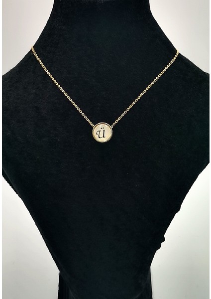 Gold Renk Küçük Boy Kararmaz ''ü'' Harfli Kolye