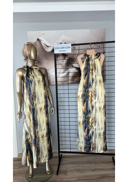 Batik Desen Halter Yaka Elbise