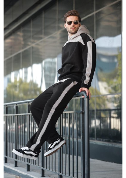 Siyah Kapüşonlu Şerit Detaylı Erkek Eşofman Takımı E7326 modelleri