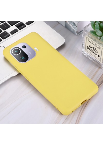 Xiaomi Mi 11 Pro-Sarı Için El Kayışlı Yumuşak Sıvı Silikon Telefon Kılıfı (Yurt Dışından) fiyatları