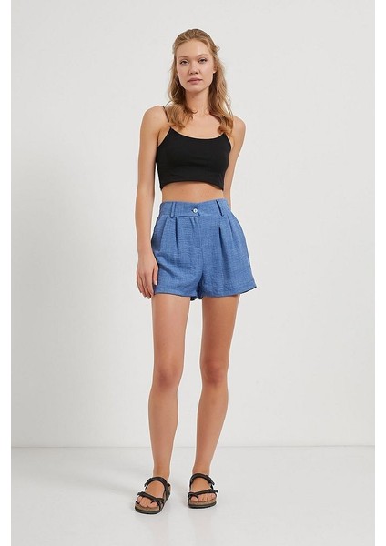 Dar Kalıp Beli Yarı Lastikli ve Kemerli Cepli Şort