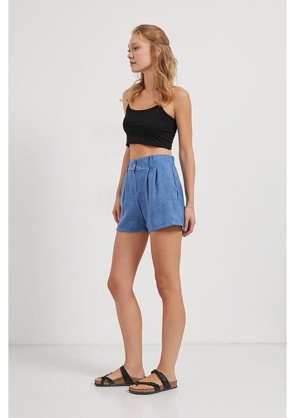 Dar Kalıp Beli Yarı Lastikli ve Kemerli Cepli Şort fırsatları