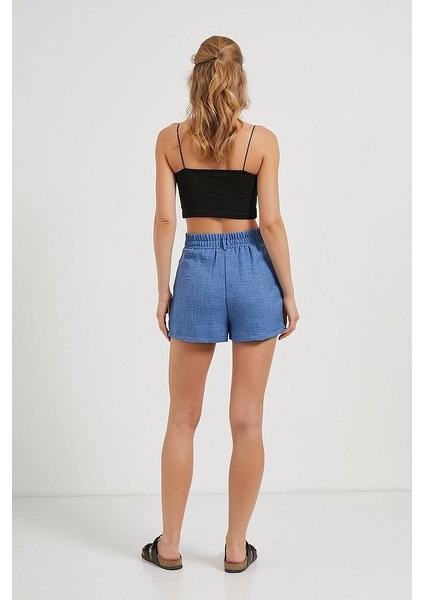 Dar Kalıp Beli Yarı Lastikli ve Kemerli Cepli Şort indirimleri