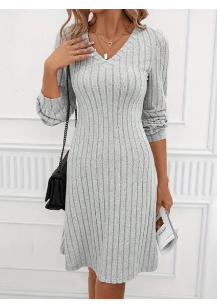 Kadın Uzun Kollu V Yaka Uzun Kol Şardonlu Kaşkorse Midi Elbise fiyatları