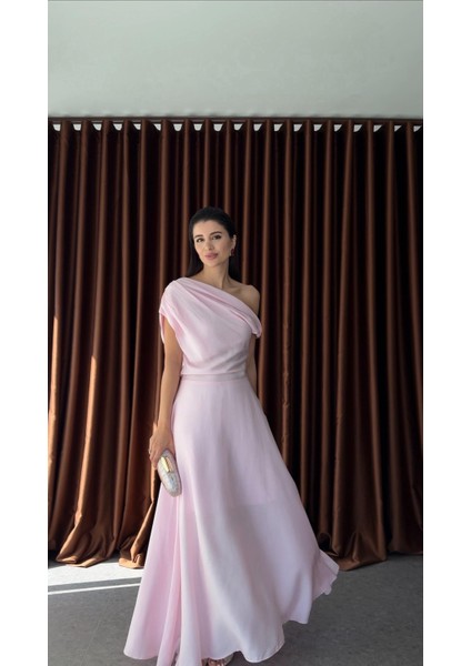 Düşük Omuz Pembe Elbise fırsatları