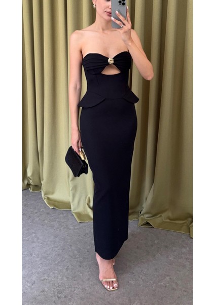 Göğüs Gold Detaylı Siyah Elbise fırsatları