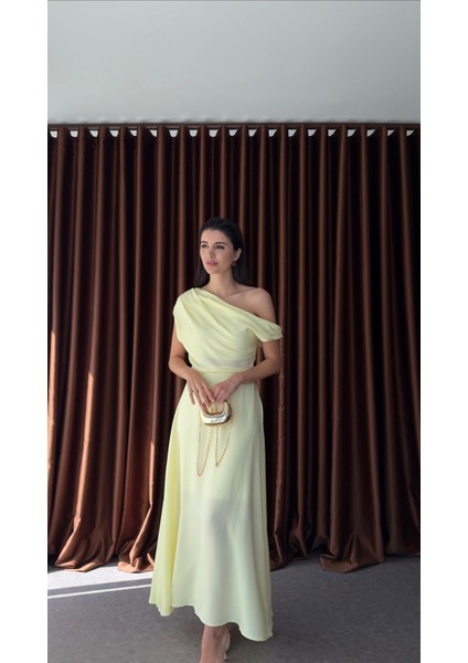 Düşük Omuz Sarı Elbise