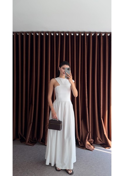 Omuz Detaylı Keten Beyaz Elbise