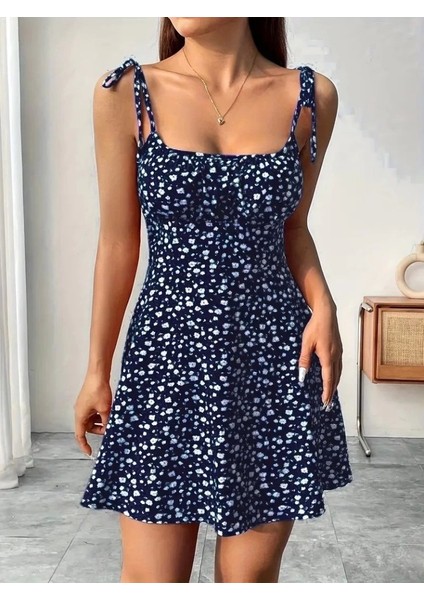Kadın Askılı Büzgü Detaylı Kare Yaka Çiçek Desenli Mini Süprem Elbise fiyatları