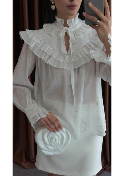 Romantik Beyaz Bluz modelleri