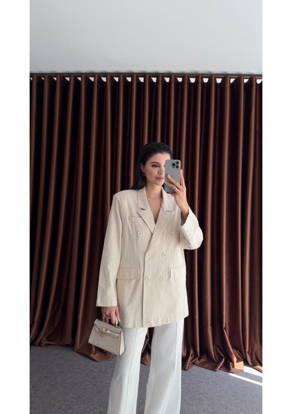 Bej Düğmeli Oversize Ceket