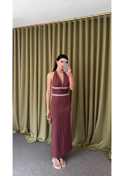 Işlemeli Keten Elbise