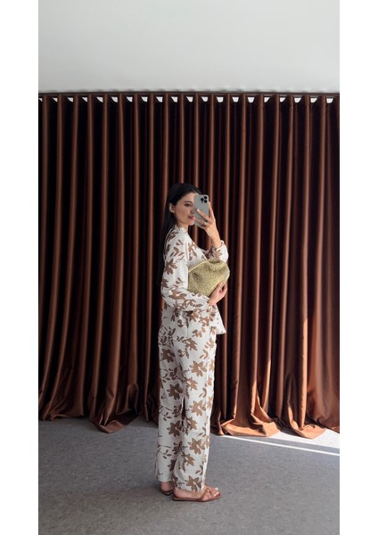 Sütlü Kahve Çiçek Desenli Keten Takım fiyatları