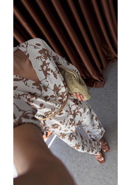 Sütlü Kahve Çiçek Desenli Keten Takım modelleri