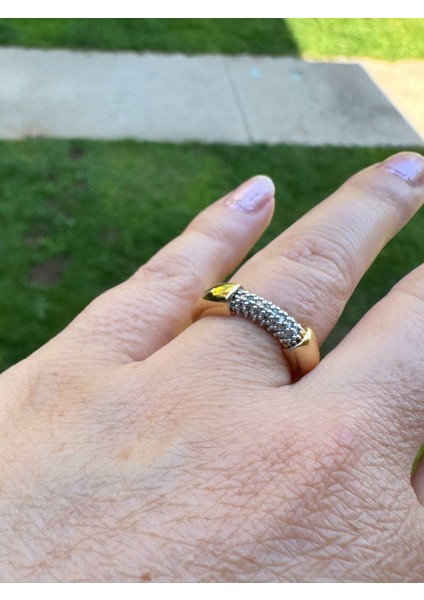 Özel Seri Çift Renkli Taşlı Yüzük
