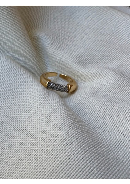 Özel Seri Çift Renkli Taşlı Yüzük fırsatları