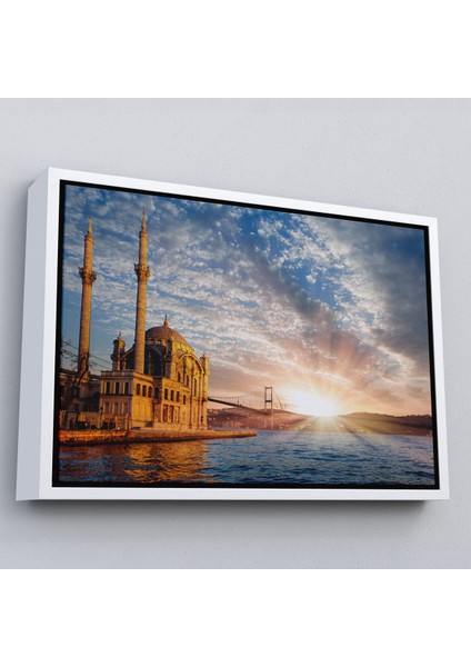 Siyah Çerçeveli Ortaköy Camii ve Boğaziçi Köprüsü Manzarası Dekoratif Kanvas Tablo fiyatları