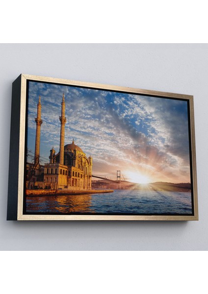 Siyah Çerçeveli Ortaköy Camii ve Boğaziçi Köprüsü Manzarası Dekoratif Kanvas Tablo fırsatları