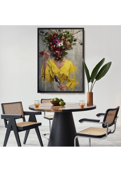 Beyaz Çerçeveli Çiçek Başlı Kadın Kanvas Tablo